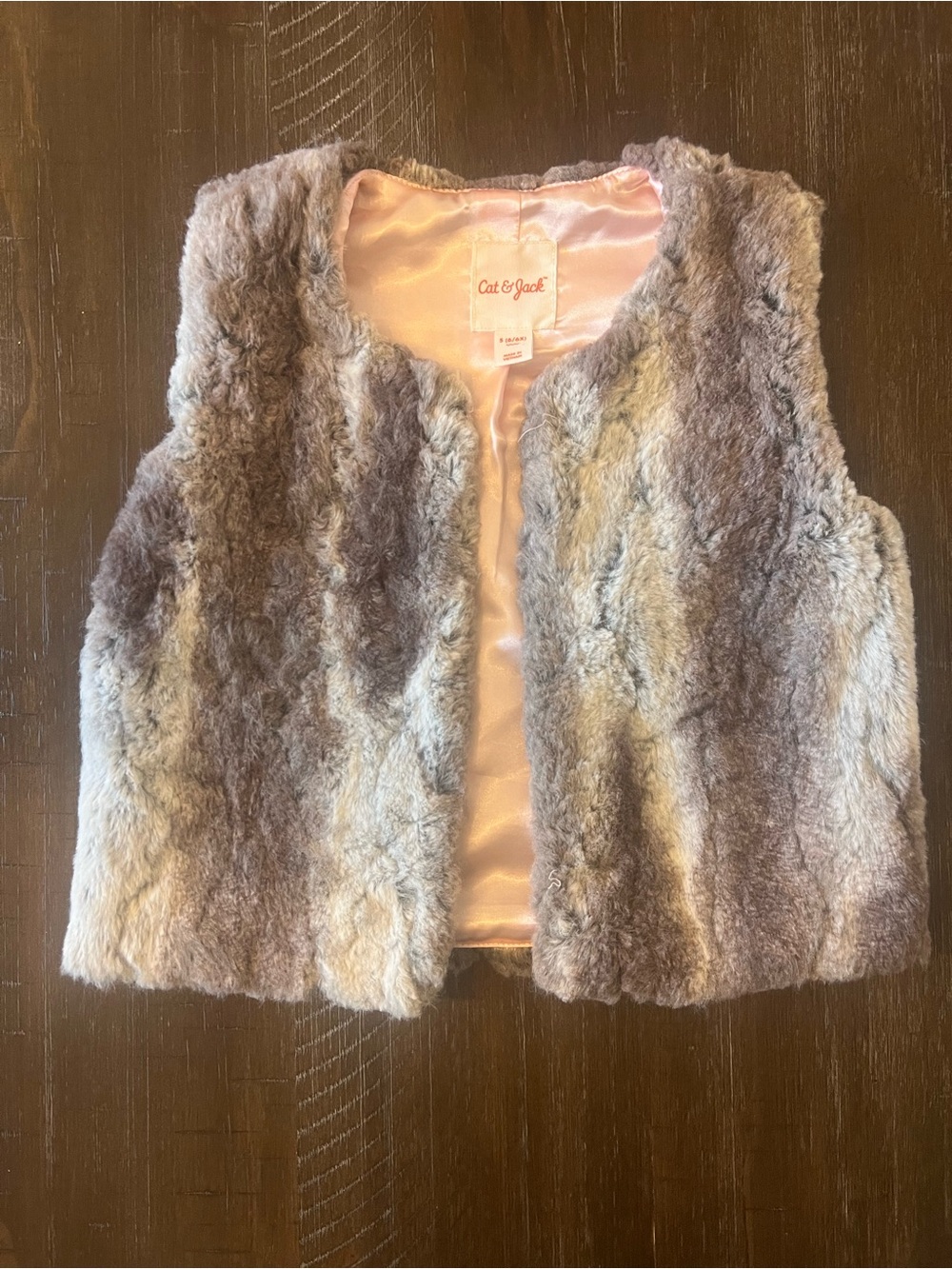 Cat & Jack Faux Fur Girls Vest in Light Gray